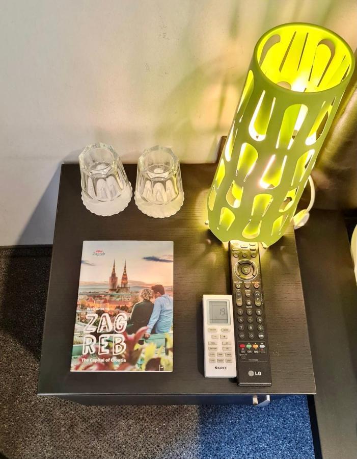 Himalayan Hostel Zagreb Luaran gambar