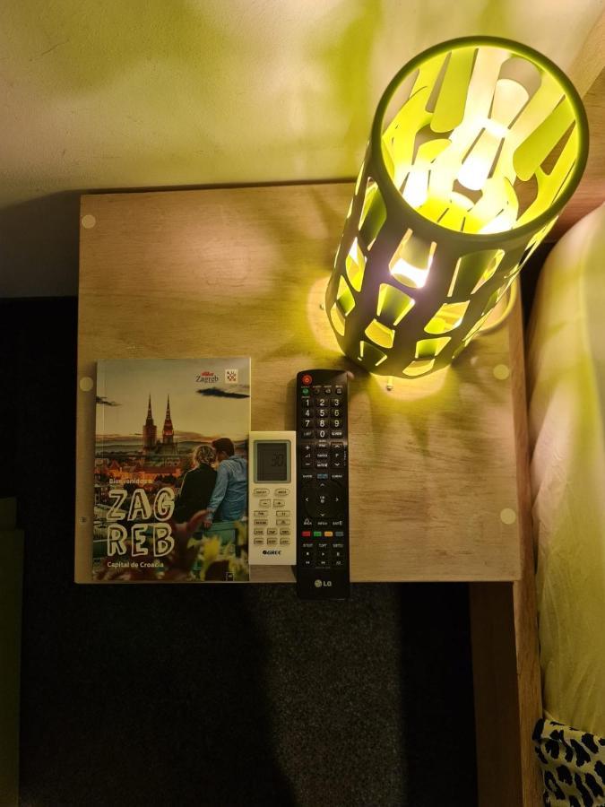 Himalayan Hostel Zagreb Luaran gambar