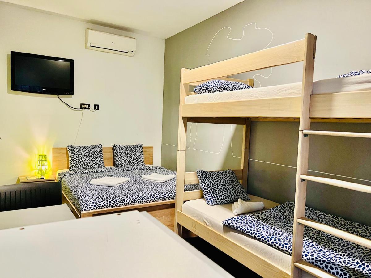 Himalayan Hostel Zagreb Luaran gambar