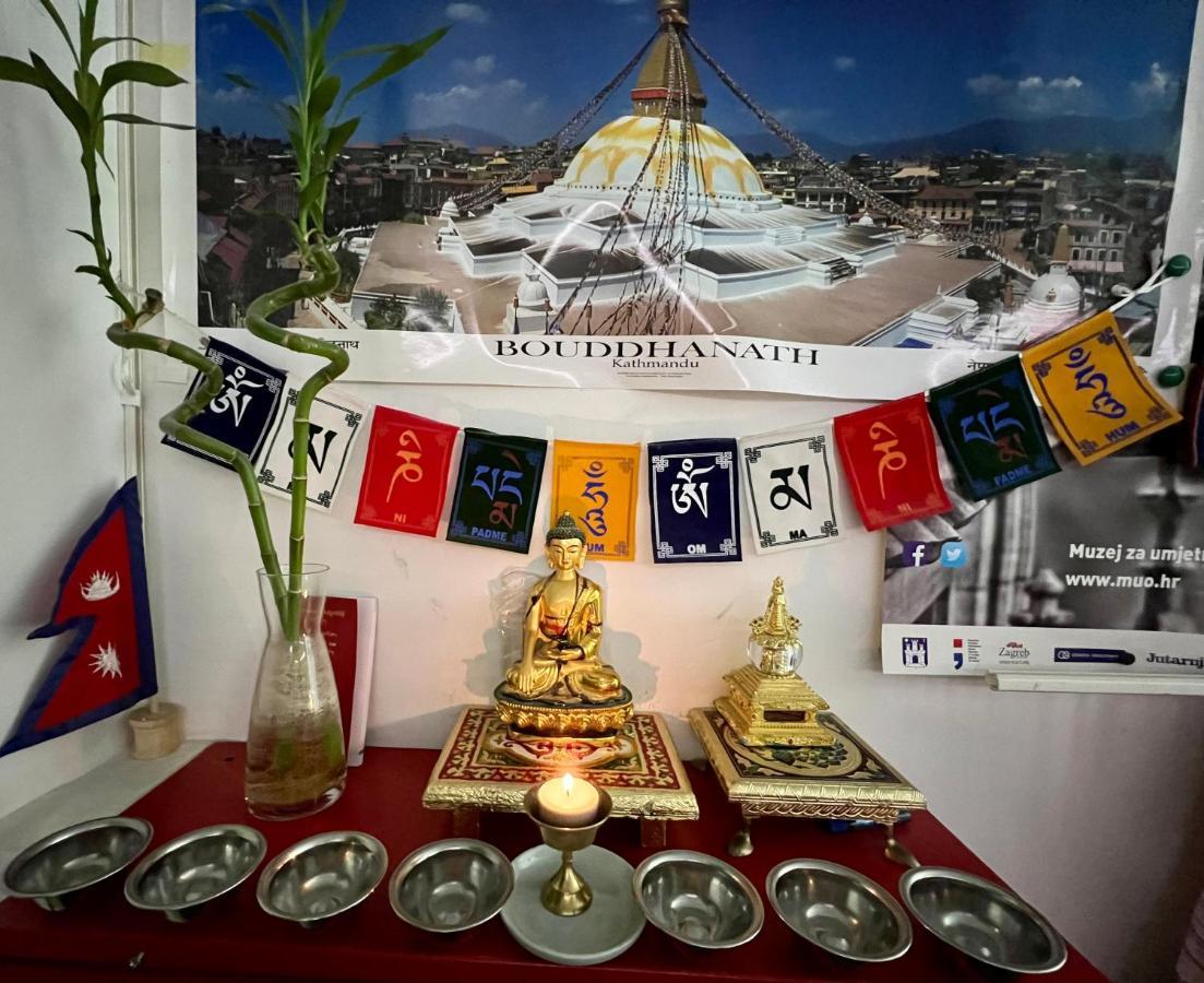 Himalayan Hostel Zagreb Luaran gambar