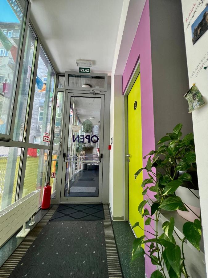 Himalayan Hostel Zagreb Luaran gambar